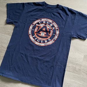 Auburn University T-Shirt | Medium